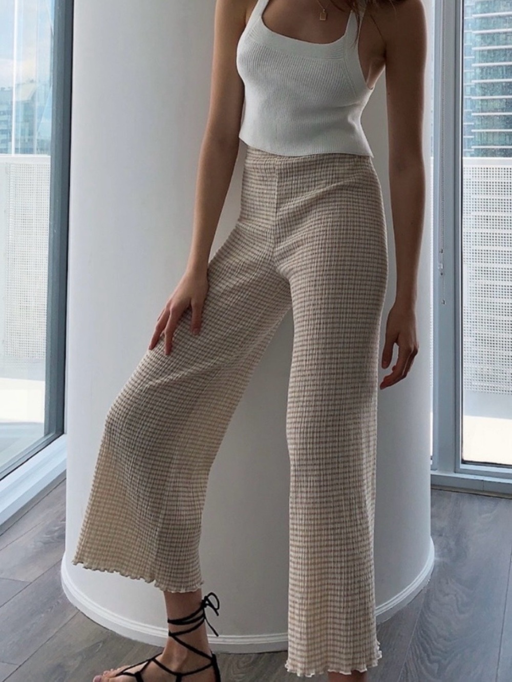 Aritzia Wilfred Verona Pant in cream birch gingham size small like new